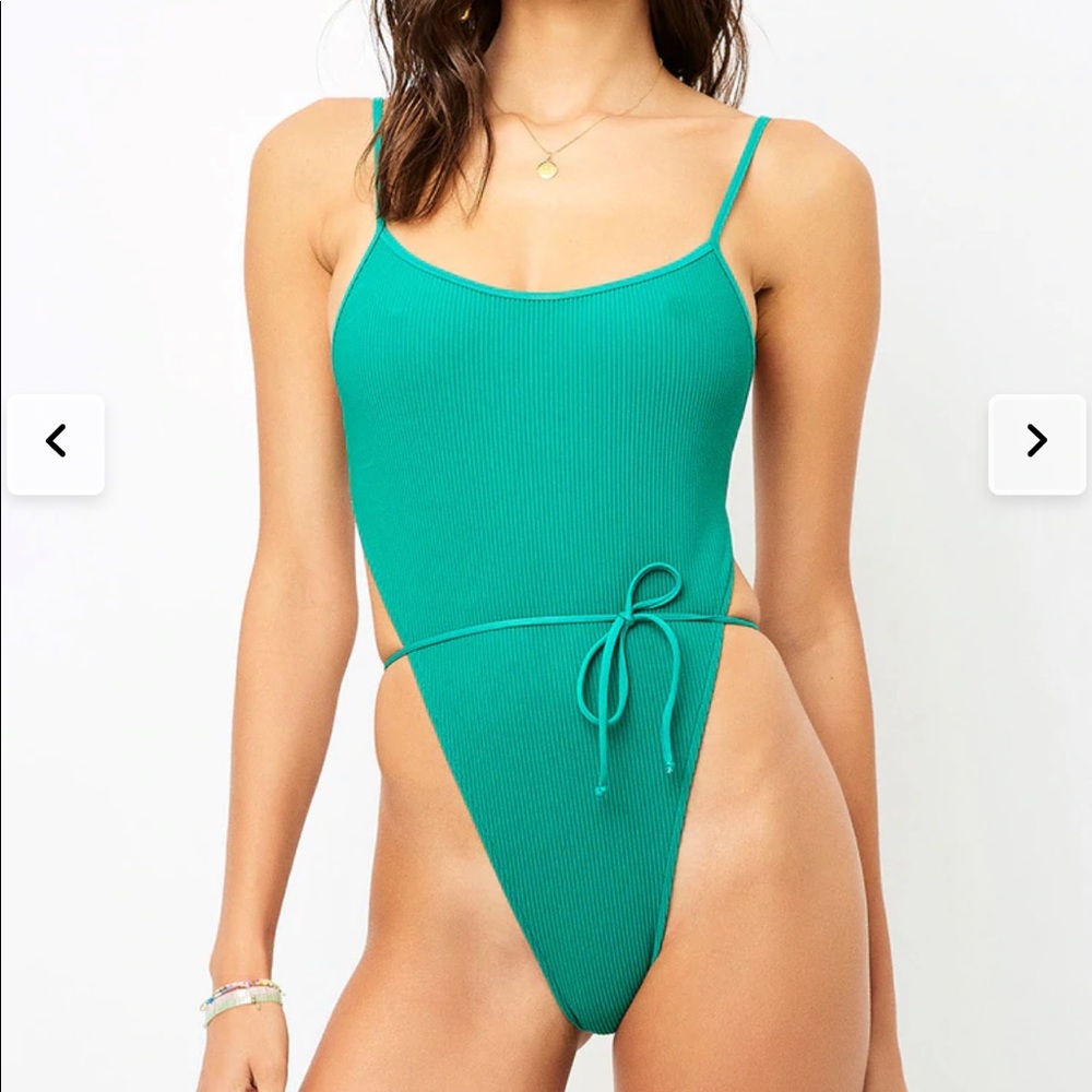 Frankie’s bikinis Croft one piece
